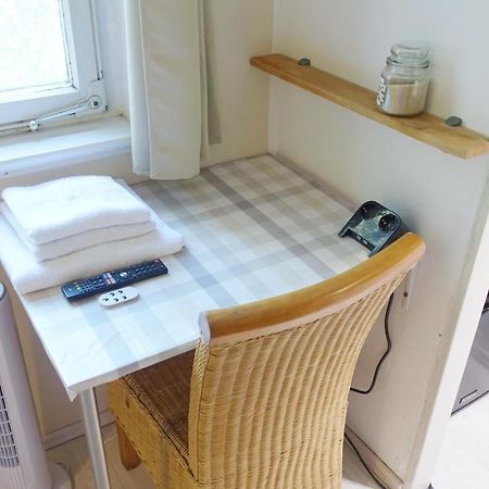 1 Zimmer In Wohngemeinschaft, Netflix, Premium Kabelfernsehen, Kueche Apartment Берлин Екстериор снимка