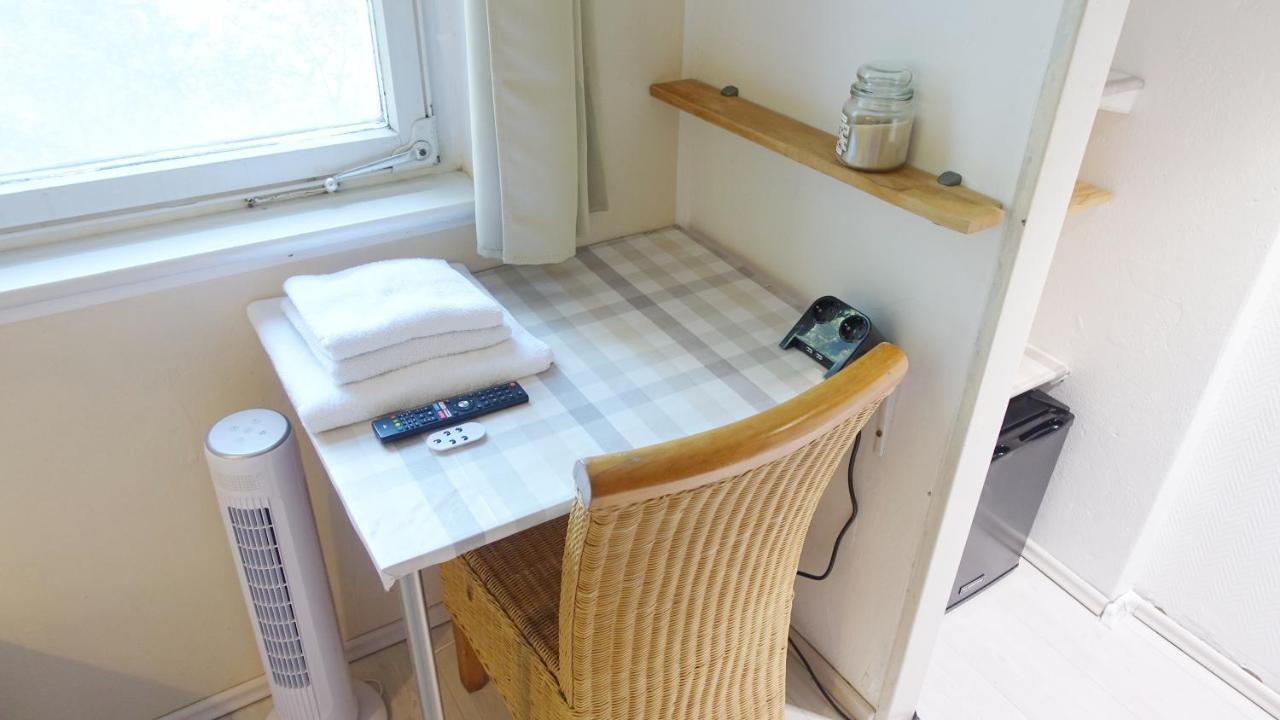 1 Zimmer In Wohngemeinschaft, Netflix, Premium Kabelfernsehen, Kueche Apartment Берлин Екстериор снимка